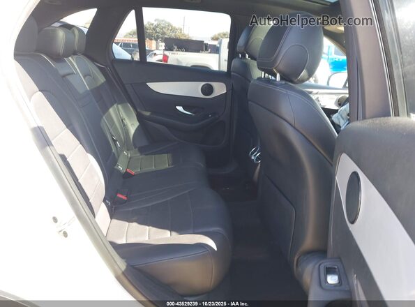 W1N0G8DB5MV303296 2021 MERCEDES-BENZ GLC 300 White VIN კოდის სტიკერის ხედი