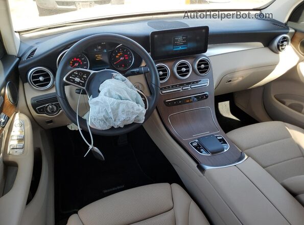 W1N0G8DB7MF874797 2021 MERCEDES-BENZ GLC-CLASS White Dashboard view