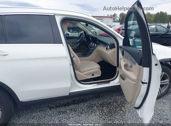 W1N0G8EB3NG116885 2022 MERCEDES-BENZ GLC 300 Белый Вид салона спереди