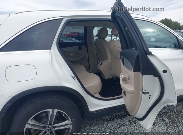 W1N0G8EB3NG116885 2022 MERCEDES-BENZ GLC 300 Белый Вид наклейки с VIN-кодом