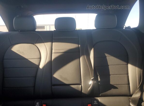 W1N0G8EB4MF927762 2021 MERCEDES-BENZ GLC-CLASS White Widok tylnych siedzeń