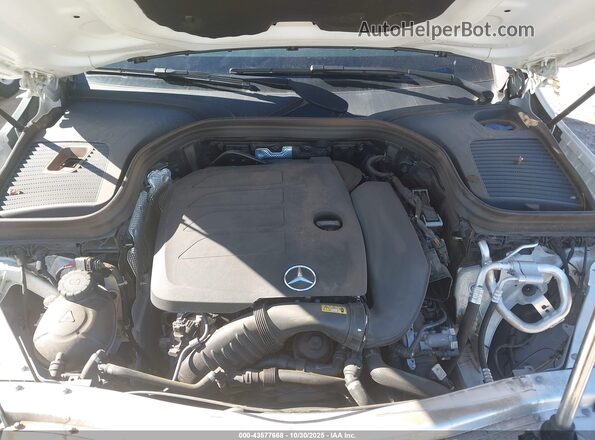 W1N0G8EB5LF771939 2020 MERCEDES-BENZ GLC 300 White Rear view