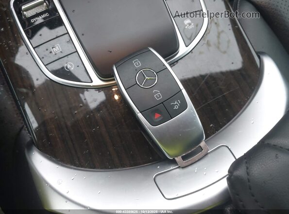 W1N0G8EB5LF809153 2020 MERCEDES-BENZ GLC 300 Black Առջևի վահանակի տեսք