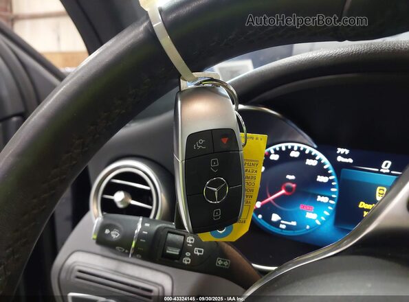 W1N0G8EBXMF896548 2021 MERCEDES-BENZ GLC 300 Dark Blue Вид панелі приладів