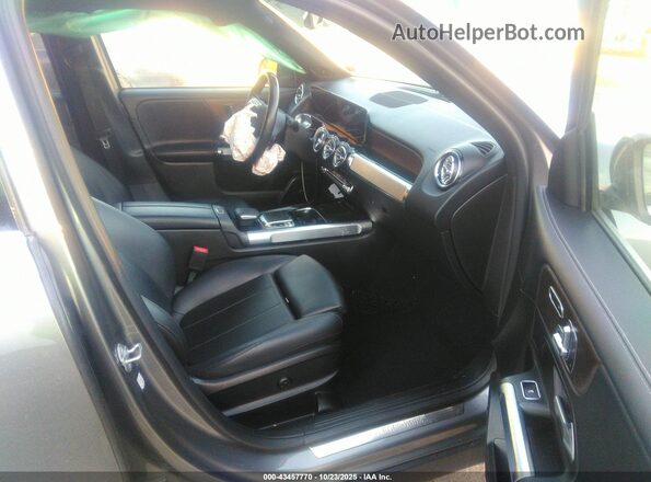 W1N4M4HB0LW036686 2020 MERCEDES-BENZ GLB-CLASS Серый Вид салона спереди