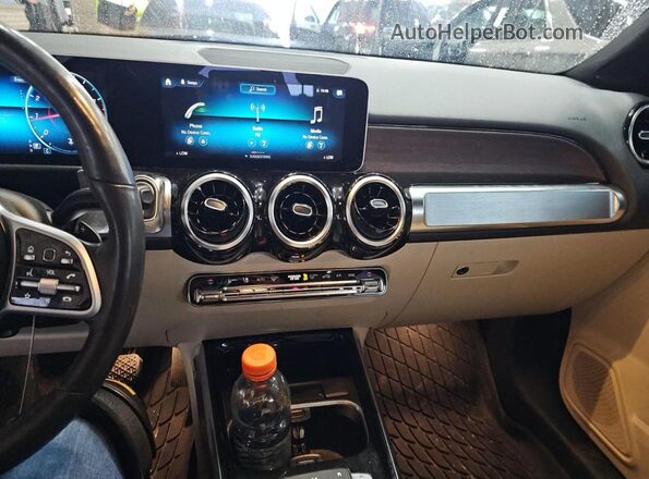 W1N4M4HB1LW024496 2020 MERCEDES-BENZ GLB-CLASS Blue ხელსაწყოთა პანელის ხედი