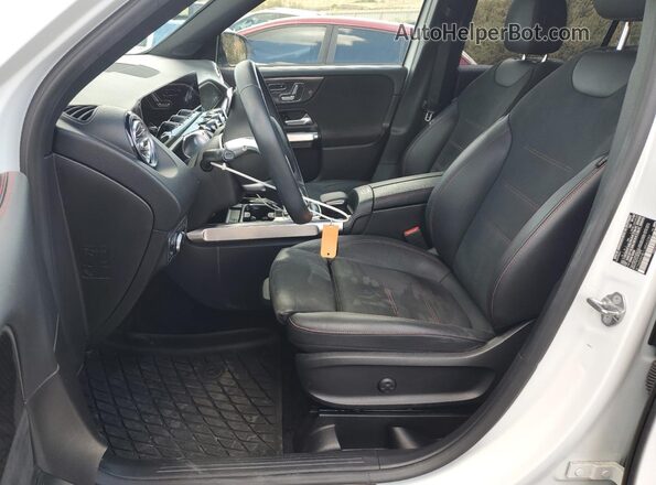 W1N4M4HB1LW043789 2020 MERCEDES-BENZ GLB-CLASS White Front interior view