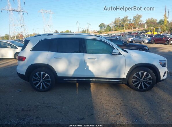 W1N4M4HB2PW271547 2023 MERCEDES-BENZ GLB-CLASS White Widok wnętrza 360 stopni