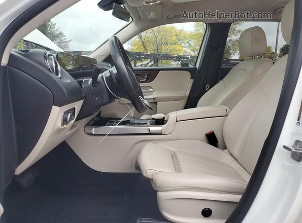 W1N4M4HB4PW309733 2023 MERCEDES-BENZ GLB-CLASS White წინა სალონის ხედი