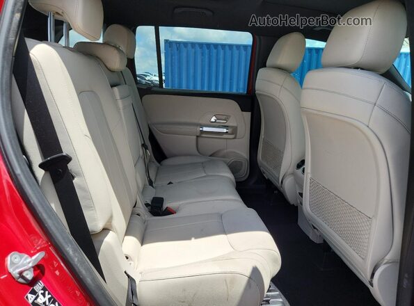 W1N4M4HB6LW042296 2020 MERCEDES-BENZ GLB-CLASS Красный Вид задней части салона
