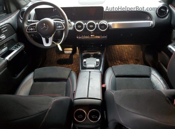 W1N4M4HB7LW033140 2020 MERCEDES-BENZ GLB-CLASS Красный Вид панели приборов