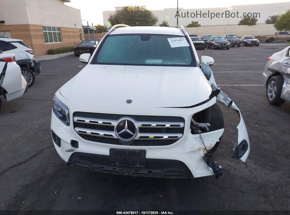 W1N4M4HB8PW302560 2023 MERCEDES-BENZ GLB-CLASS White Widok wnętrza z tyłu