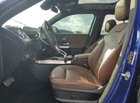 W1N4M4HB9MW102198 2021 MERCEDES-BENZ GLB-CLASS Blue Front interior view