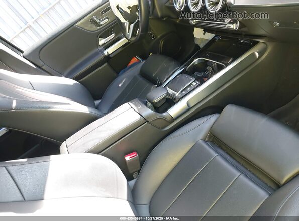 W1N4M4HBXMW149711 2021 MERCEDES-BENZ GLB-CLASS Black Widok wnętrza z przodu