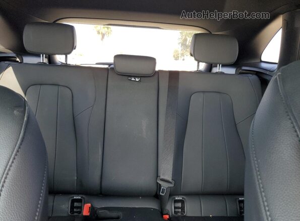 W1N4N4GBXRJ606911 2024 MERCEDES-BENZ GLA Red Հետևի նստատեղերի տեսք