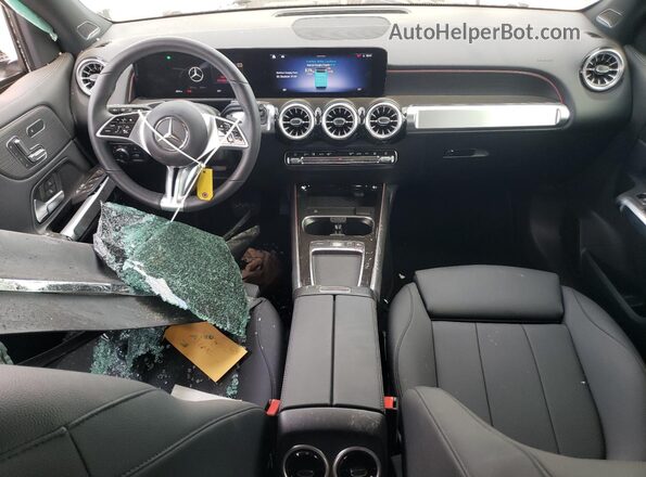 W1N9M0CB0SN132957 2025 MERCEDES-BENZ EQB Silver Dashboard view