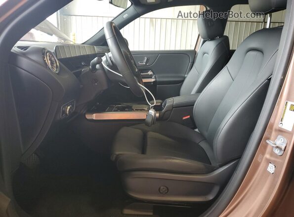 W1N9M0KB7PN067517 2023 MERCEDES-BENZ EQB Brown Widok wnętrza z przodu