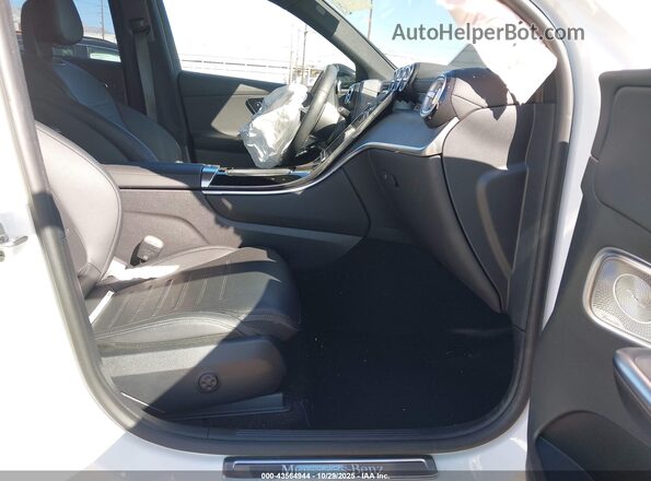 W1NKM4HB5SF259005 2025 MERCEDES-BENZ GLC 300 White წინა სალონის ხედი