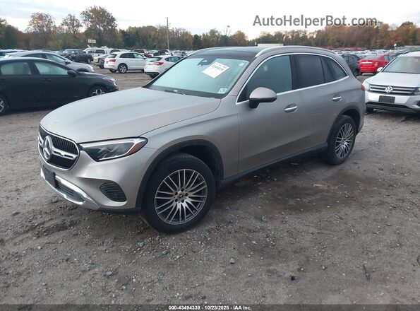 W1NKM4HB9PU018809 2023 MERCEDES-BENZ GLC 300 Бежевый Передняя левая четверть