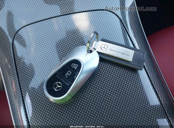 W1NKM8HB4RF206958 2024 MERCEDES-BENZ AMG GLC 43 Серебряный Вид панели приборов