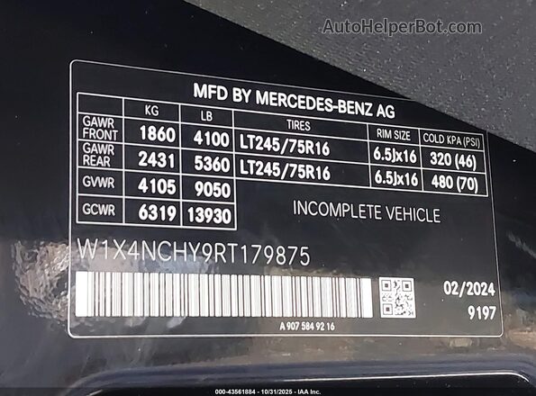 W1X4NCHY9RT179875 2024 MERCEDES-BENZ SPRINTER Black Widok komory silnika