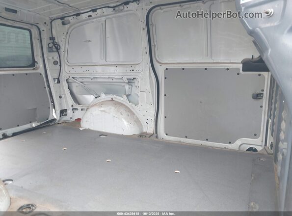 W1YV0BEY2N3964584 2022 MERCEDES-BENZ METRIS White Widok naklejki z numerem VIN