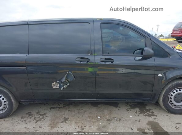 W1YV0CEY9M3875423 2021 MERCEDES-BENZ METRIS Black Rear interior view