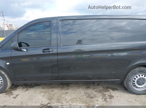W1YV0CEY9M3875423 2021 MERCEDES-BENZ METRIS Black 360 interior view