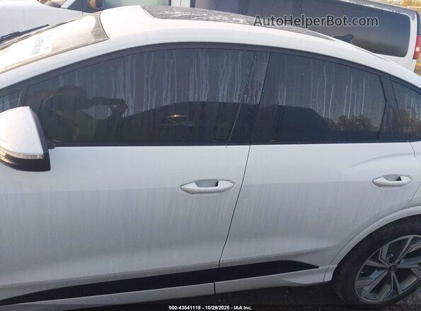 WA122BFZ6RP026444 2024 AUDI Q4 White 