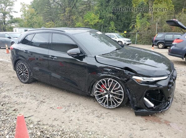 WA125AGUXS2043769 2025 AUDI SQ5 Черный Передняя правая четверть
