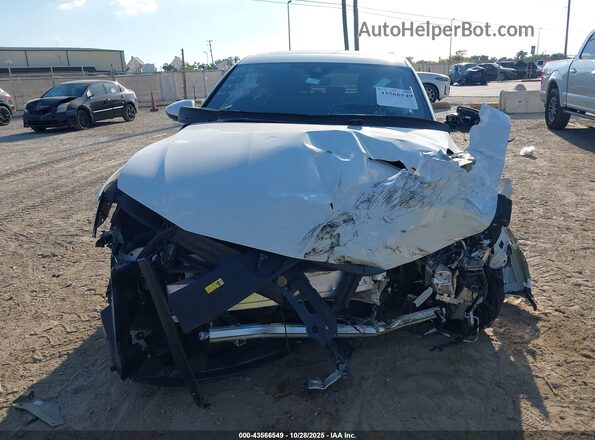 WA12AAGE9PB007941 2023 AUDI E-TRON White Widok zestawu wskaźników