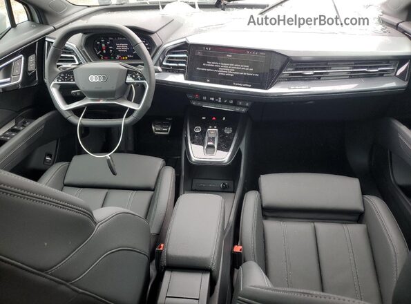 WA12UBFZ1SP001581 2025 AUDI Q4 White 