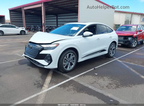 WA12UBFZ4SP040830 2025 AUDI Q4 White Przód lewy