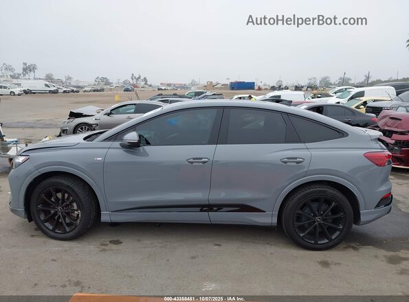 WA132BFZ5NP015921 2022 AUDI Q4 Gray 360 interior view