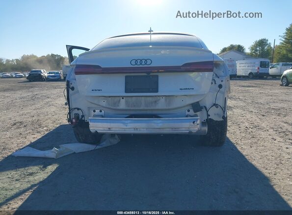 WA13AAGE5NB037150 2022 AUDI E-TRON White Front view
