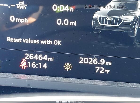 WA13AAGE5NB037150 2022 AUDI E-TRON White 