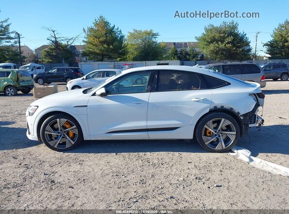 WA13AAGE5NB037150 2022 AUDI E-TRON White 