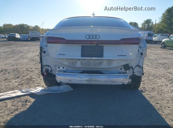 WA13AAGE5NB037150 2022 AUDI E-TRON White 