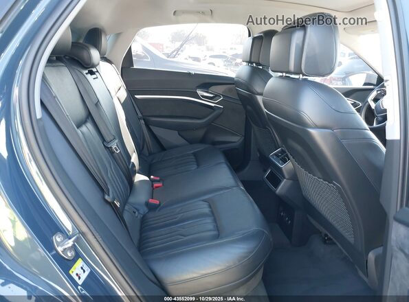 WA13AAGEXMB006460 2021 AUDI E-TRON Pewter Вид наклейки з VIN-кодом