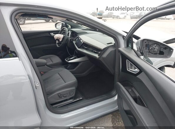 WA13UBFZ4SP054411 2025 AUDI Q4 Gray 