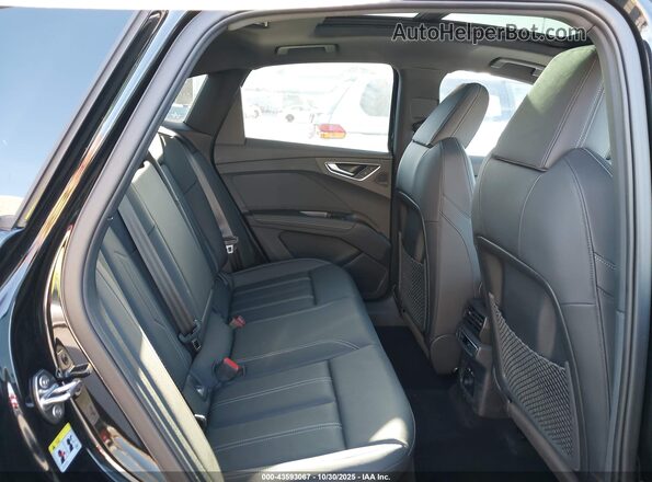WA14UBFZ0SP035651 2025 AUDI Q4 Black 
