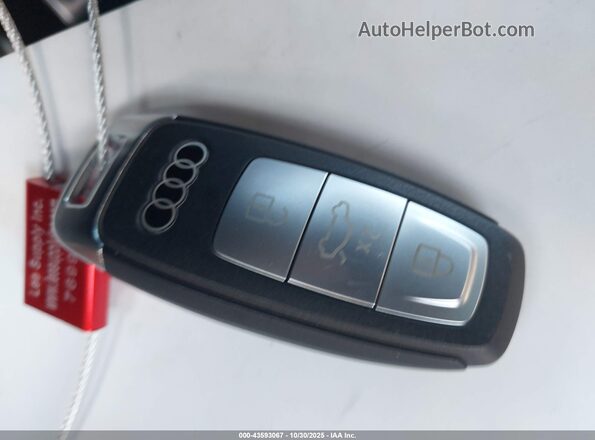 WA14UBFZ0SP035651 2025 AUDI Q4 Black 