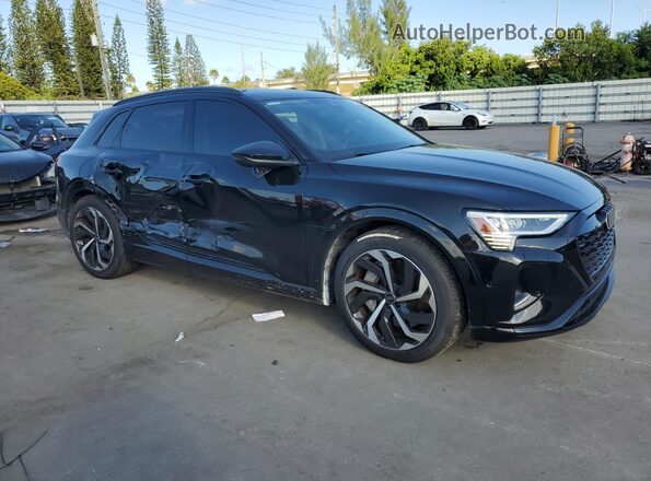 WA15AAGEXRB061149 2024 AUDI Q8 Black Առջևի աջ