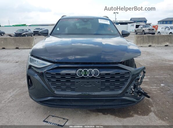 WA16AAGE6RB052016 2024 AUDI Q8 E-TRON Black ხელსაწყოთა პანელის ხედი