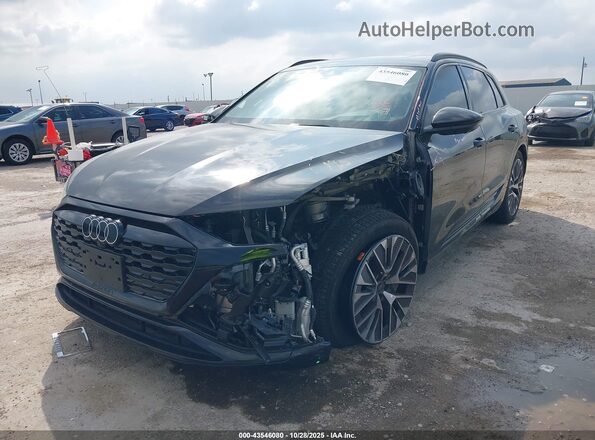 WA16AAGE6RB052016 2024 AUDI Q8 E-TRON Black წინა ხედი