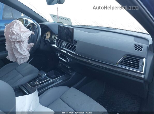 WA1A4AFY3N2042051 2022 AUDI SQ5 Blue Widok wnętrza z przodu