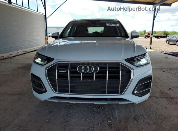 WA1AAAFY0M2052348 2021 AUDI Q5 White Front view