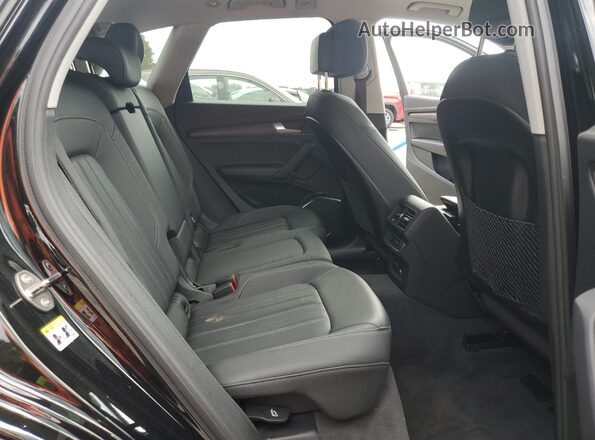 WA1AAAFY1M2019150 2021 AUDI Q5 Black 