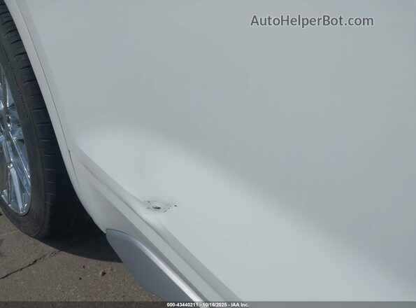 WA1AAAFY1M2086377 2021 AUDI Q5 White 