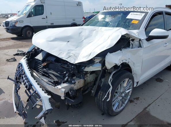 WA1AAAFY1M2086377 2021 AUDI Q5 White წინა ხედი
